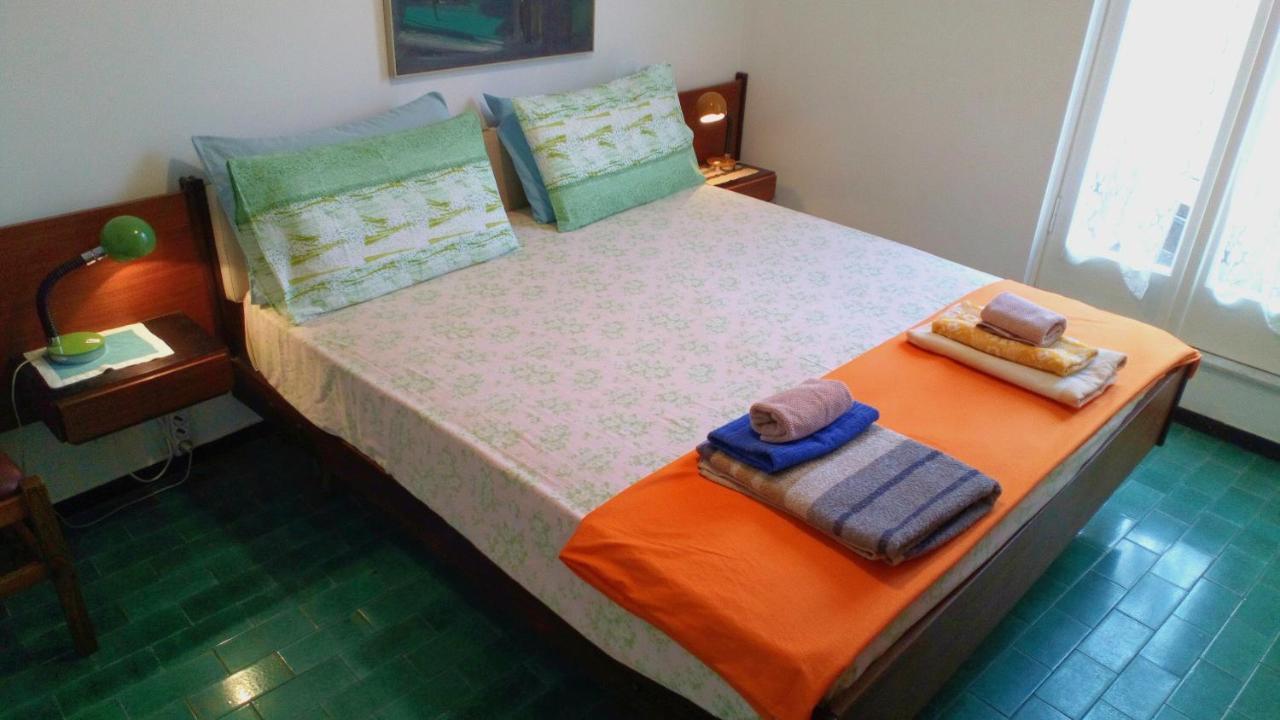 Apartamento Casa di Claude con posto auto Finale Ligure Exterior foto